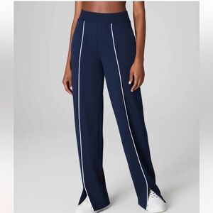 Spanx AirEssentials Piqué Wide Leg Pants – Navy, Size M tall